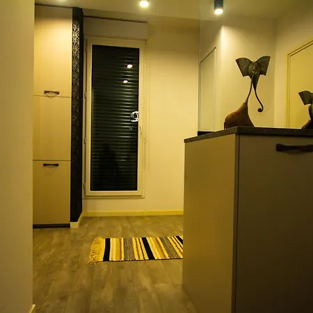 Skyview Luxury A Apartament *