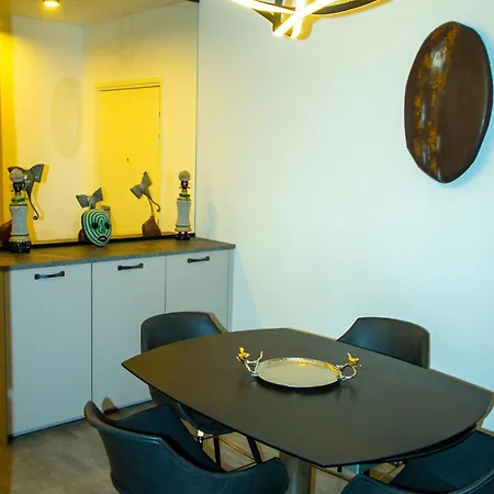 Skyview Luxury A Apartament *